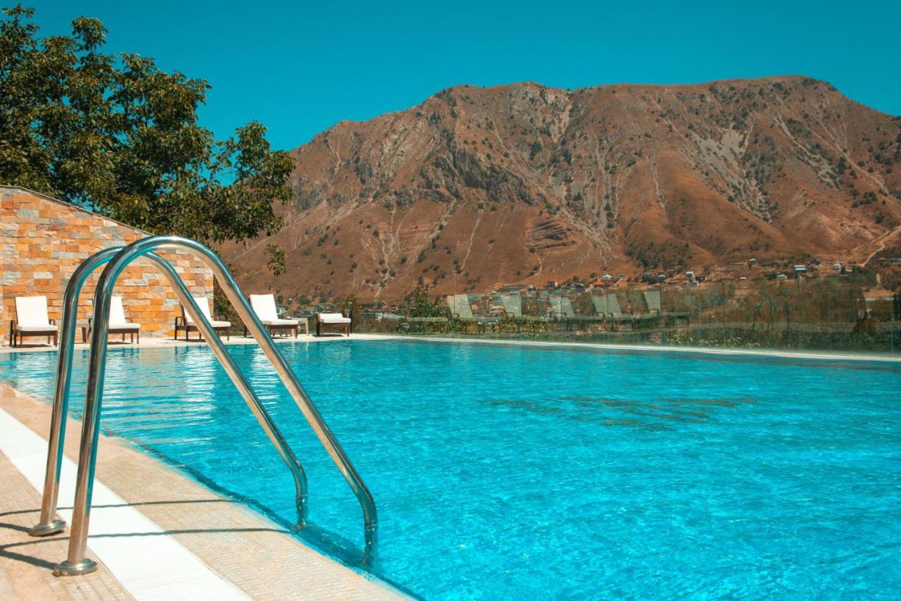 Archazor Mountain Resort Chimgan Exteriör bild