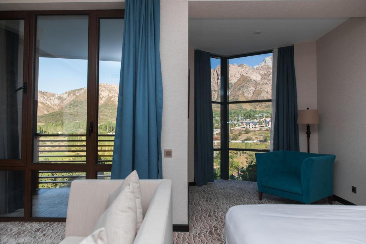 Archazor Mountain Resort Chimgan Exteriör bild