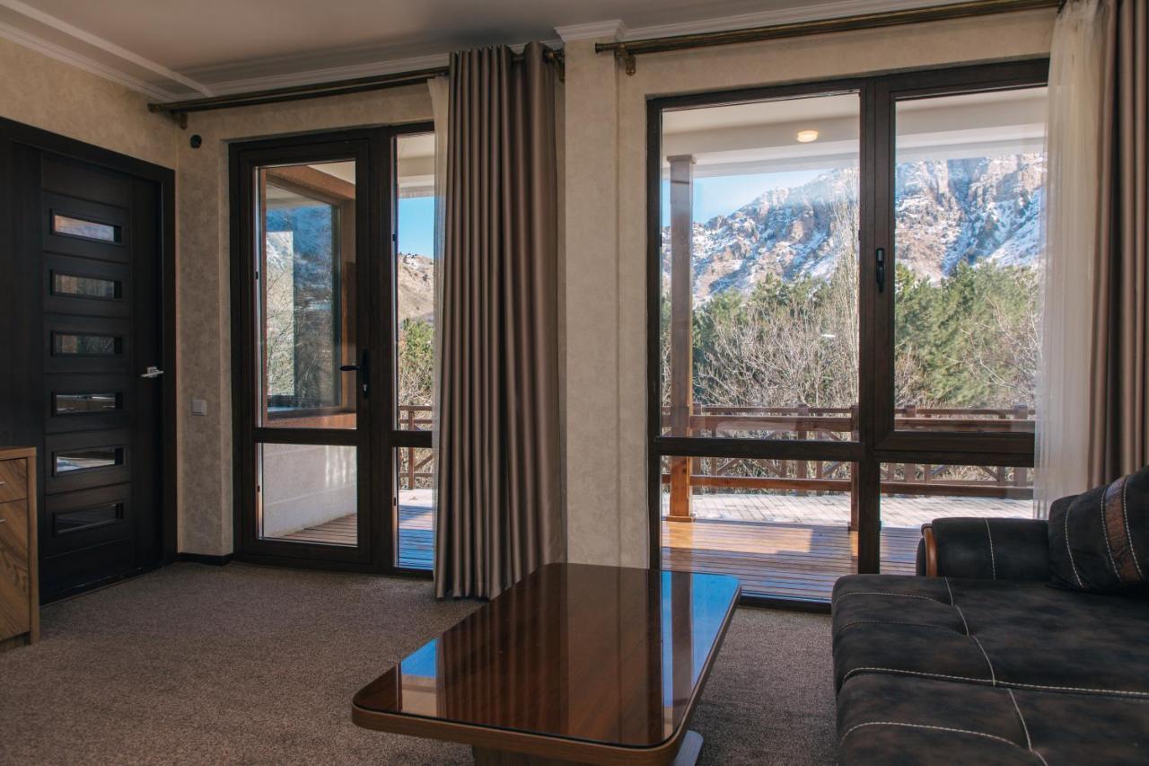 Archazor Mountain Resort Chimgan Exteriör bild